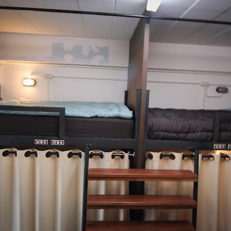 Bedtiny Hostel (Adults Only) Τσιάνγκ Μάι Εξωτερικό φωτογραφία