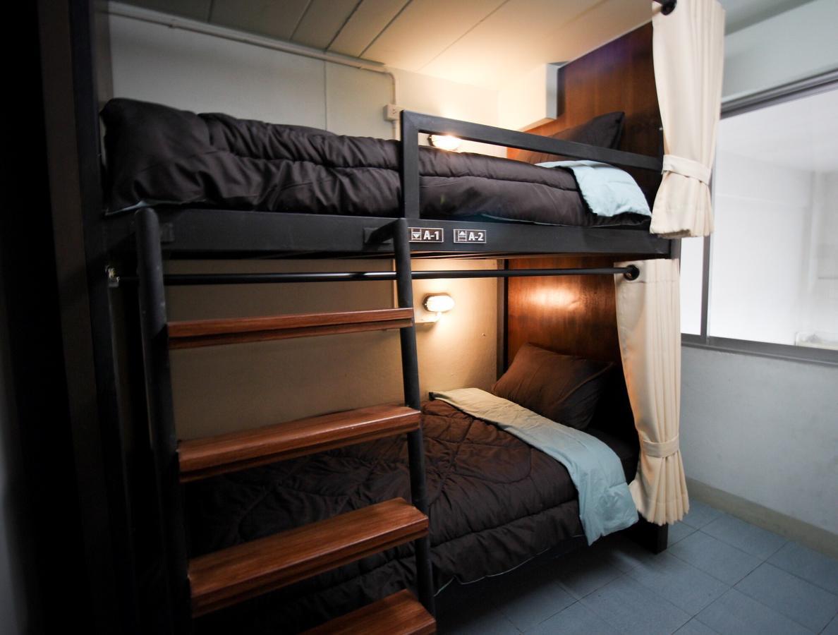 Bedtiny Hostel (Adults Only) Τσιάνγκ Μάι Εξωτερικό φωτογραφία