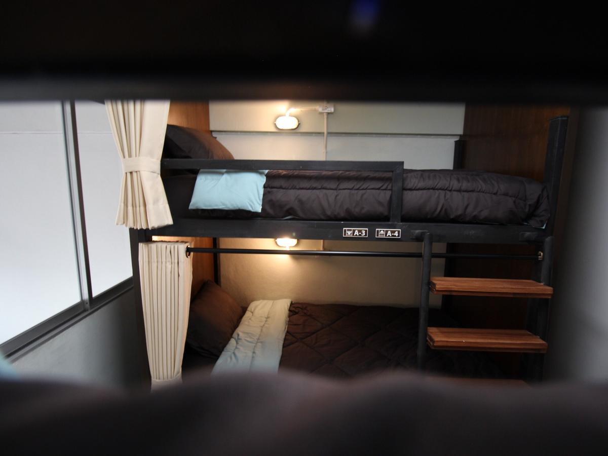 Bedtiny Hostel (Adults Only) Τσιάνγκ Μάι Εξωτερικό φωτογραφία