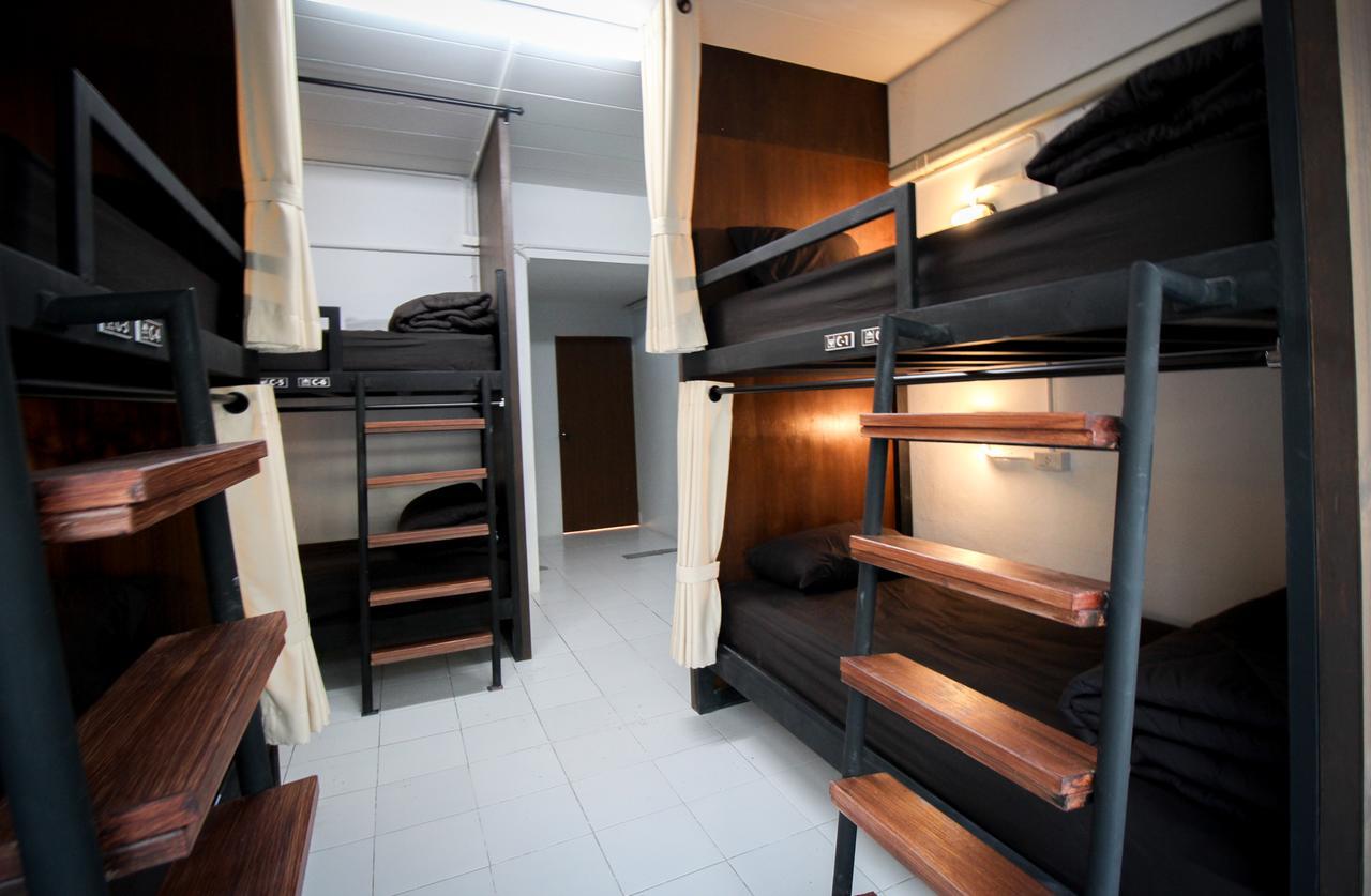 Bedtiny Hostel (Adults Only) Τσιάνγκ Μάι Εξωτερικό φωτογραφία